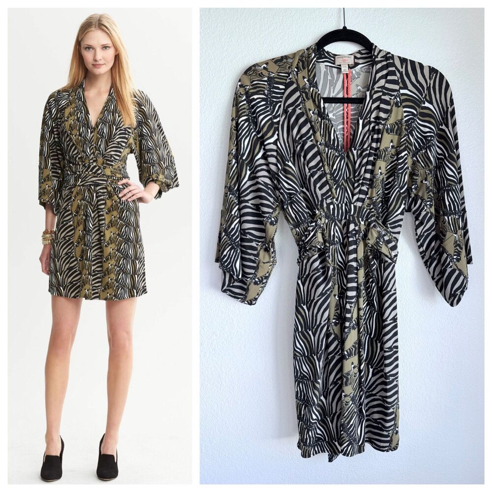 Banana Republic x Issa London 3/4 Sleeve Zebra Print Kimono Dress in Dark Olive